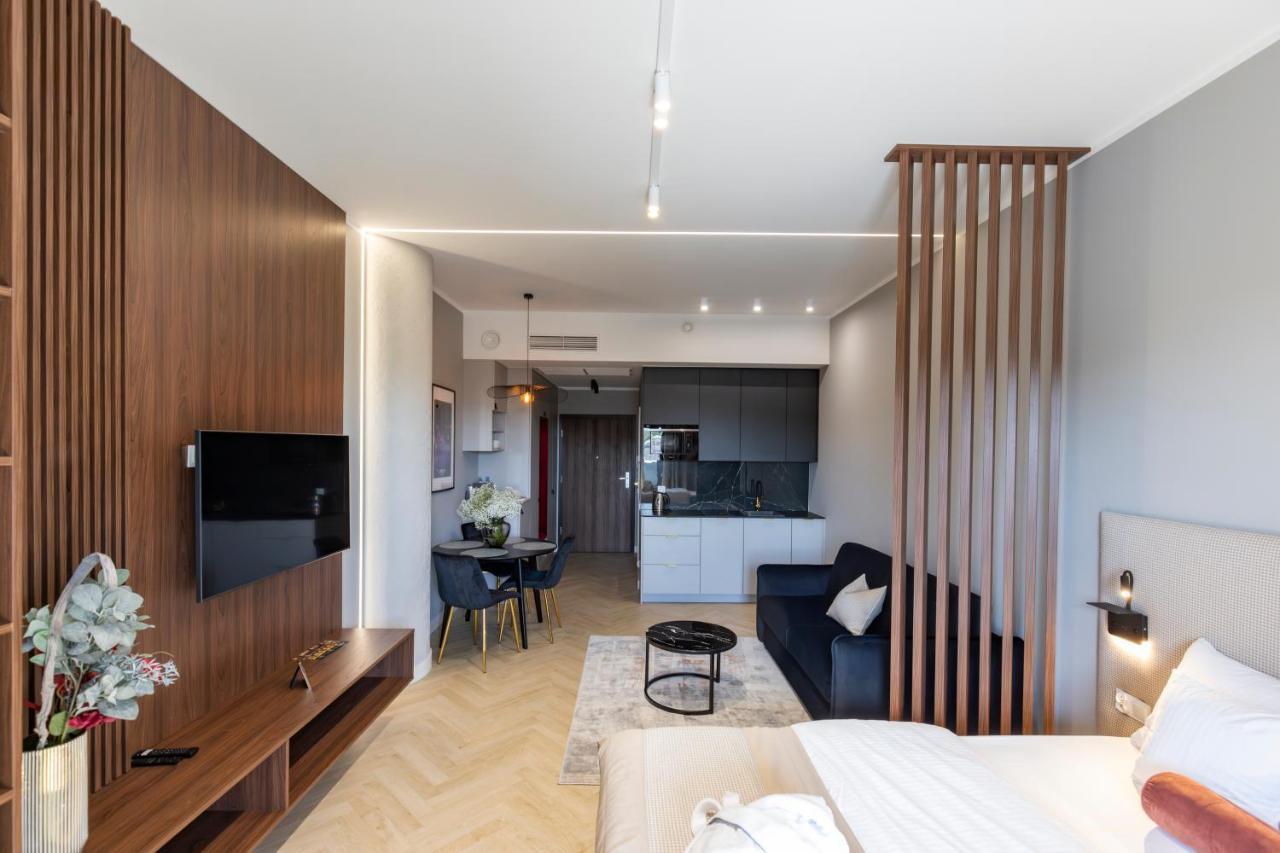 Kaleo Apartments - Hanza Tower ชเตชชิน ภายนอก รูปภาพ