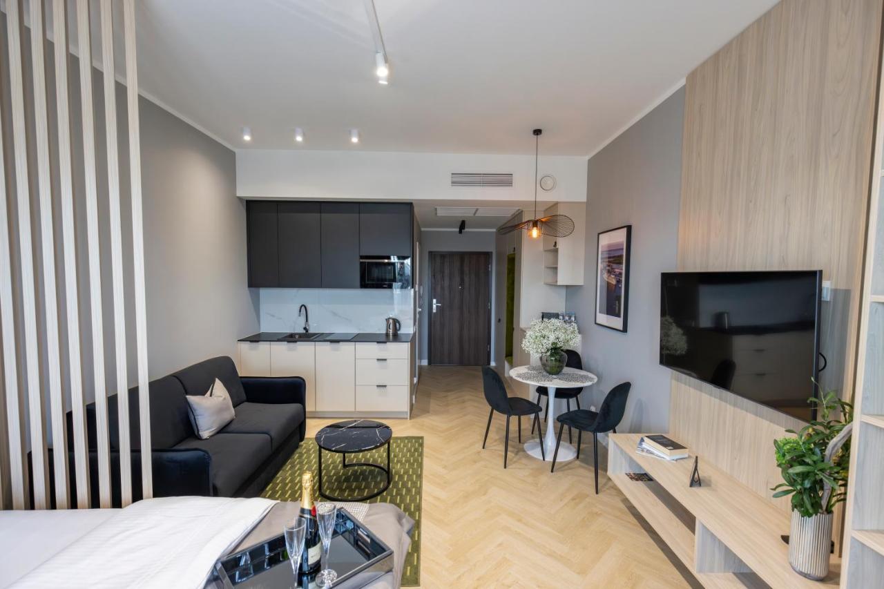 Kaleo Apartments - Hanza Tower ชเตชชิน ภายนอก รูปภาพ