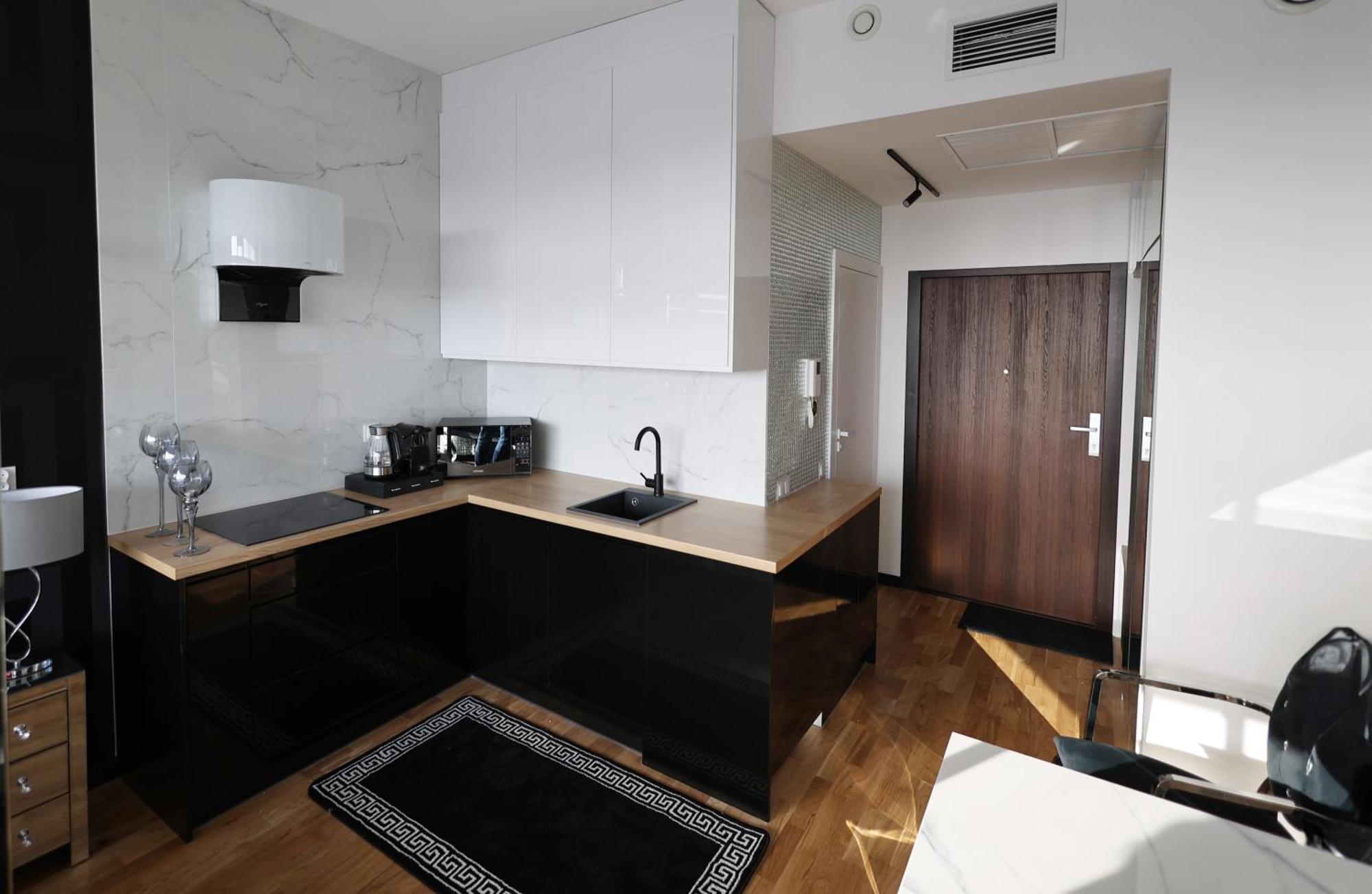 Kaleo Apartments - Hanza Tower ชเตชชิน ภายนอก รูปภาพ