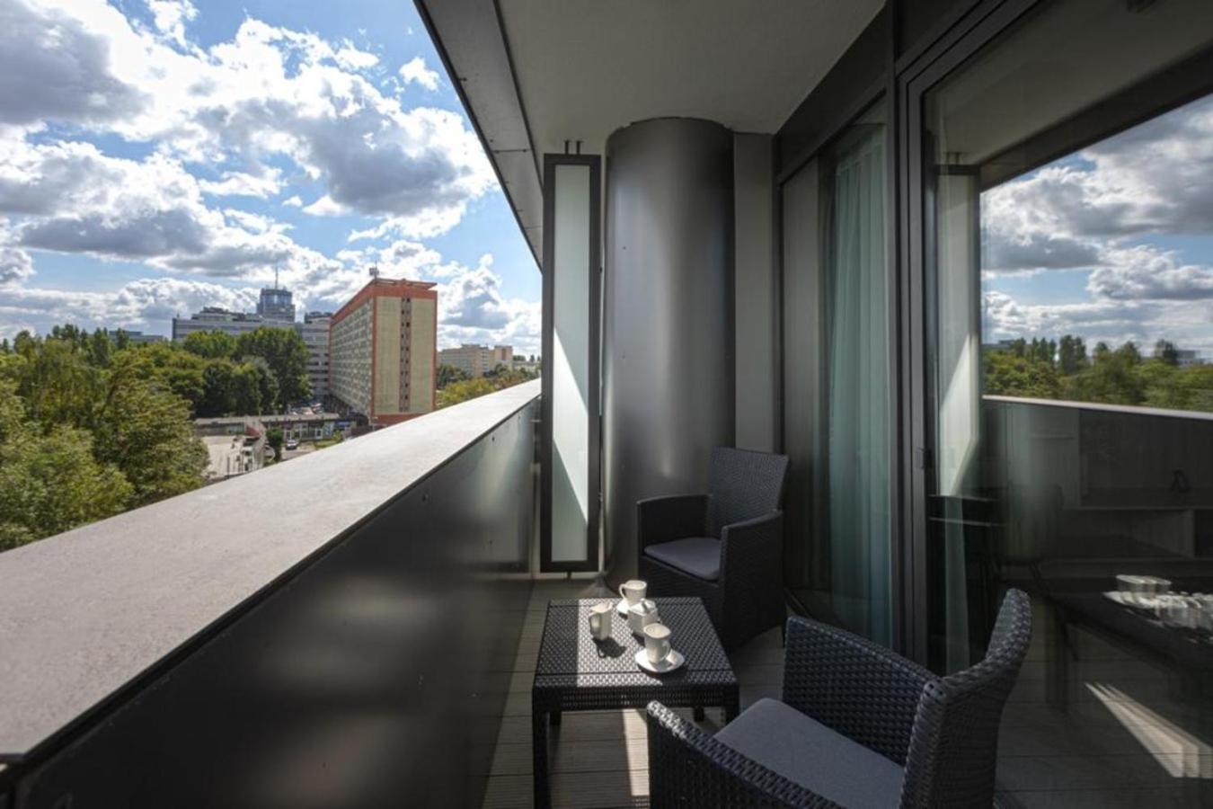 Kaleo Apartments - Hanza Tower ชเตชชิน ภายนอก รูปภาพ
