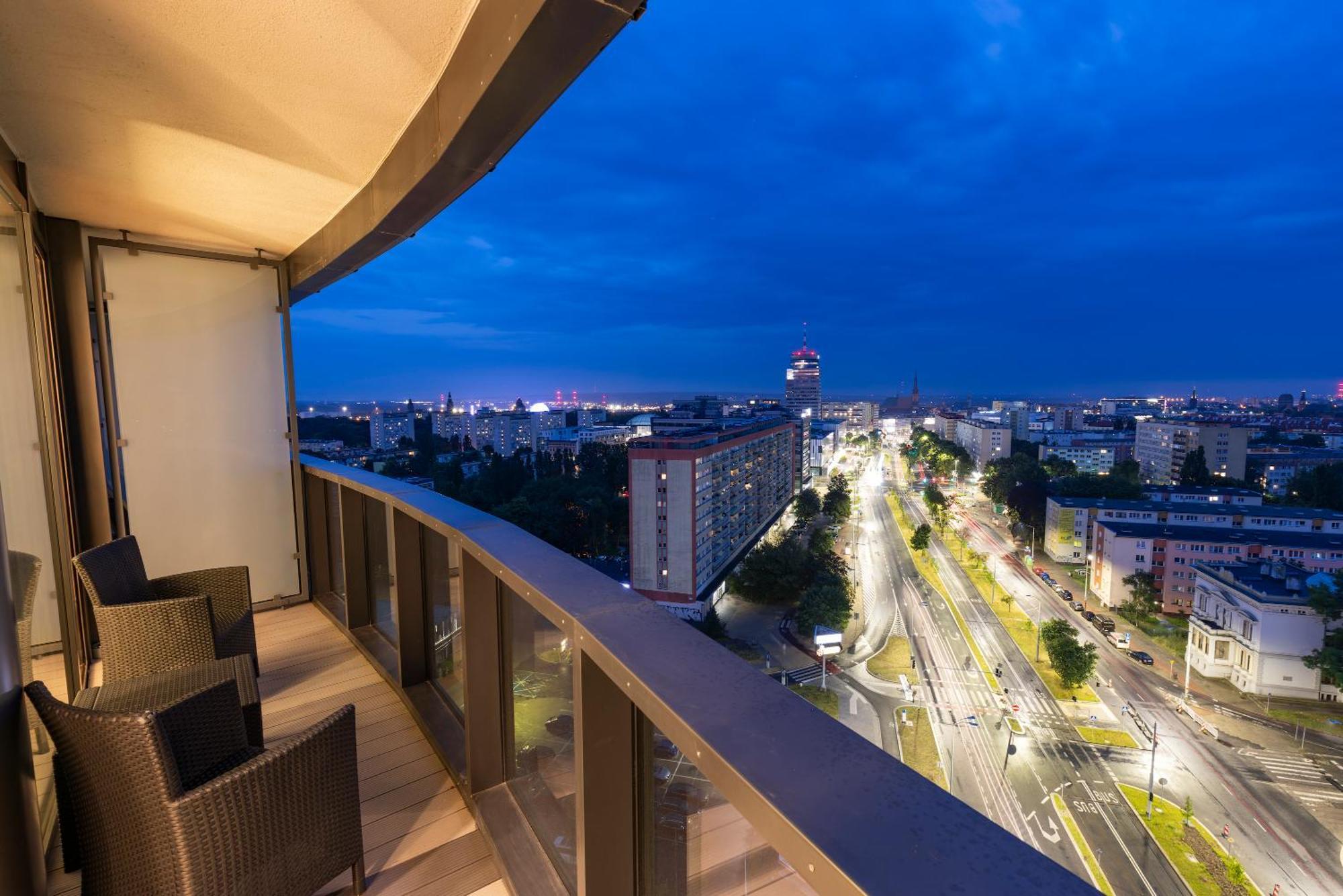 Kaleo Apartments - Hanza Tower ชเตชชิน ภายนอก รูปภาพ