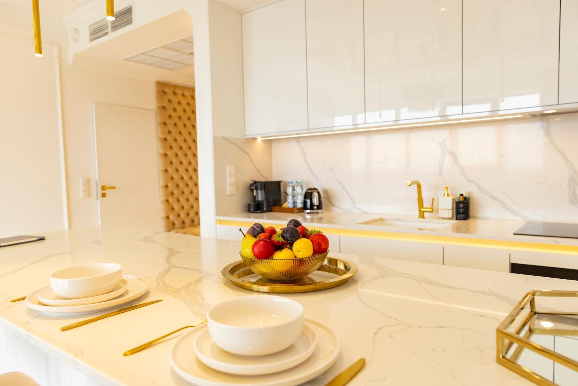 Kaleo Apartments - Hanza Tower ชเตชชิน ภายนอก รูปภาพ